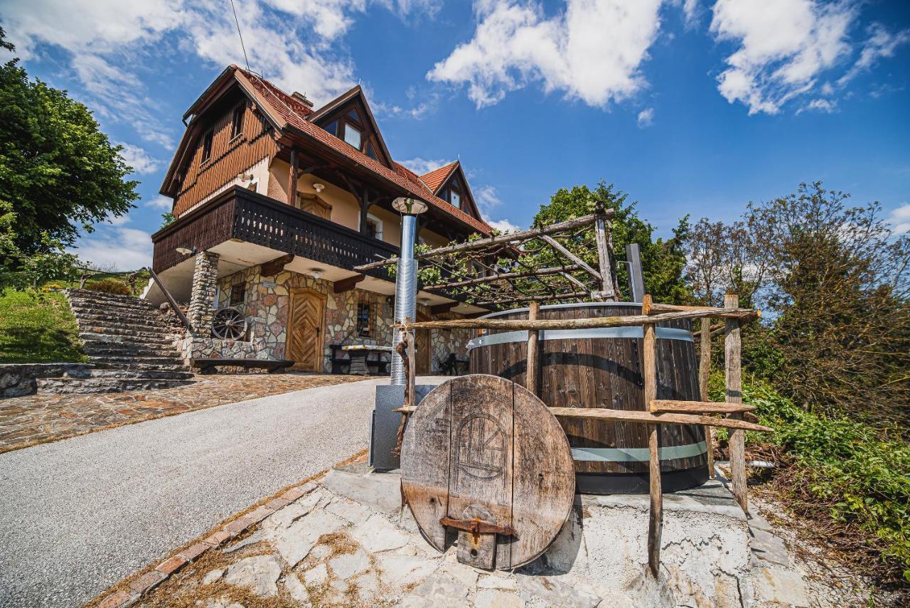 Authentic Countryside Villa With Hot Tub Veliki Kamen Eksteriør billede